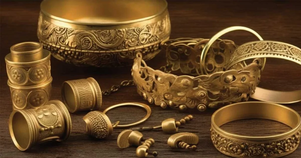 配件世界中的隱藏寶石：黃銅飾品真的好嗎？經得起時間考驗的永恆魅力｜知識專家QUEENIE